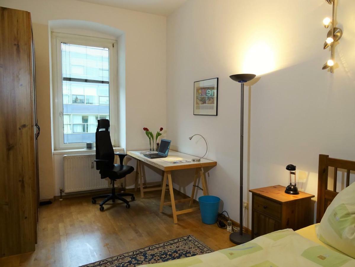 Charming, Central, Spacious Apartment Innsbruck Ngoại thất bức ảnh
