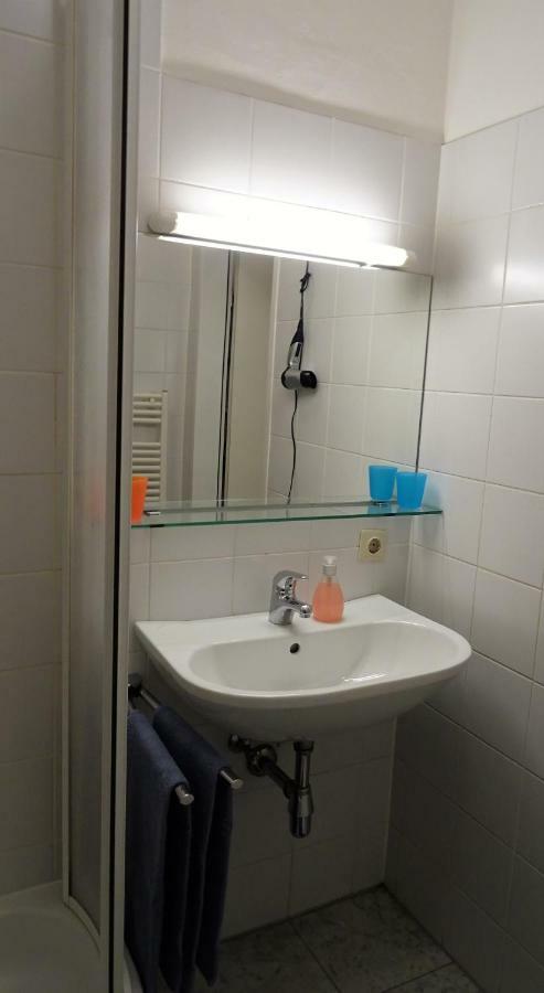 Charming, Central, Spacious Apartment Innsbruck Ngoại thất bức ảnh